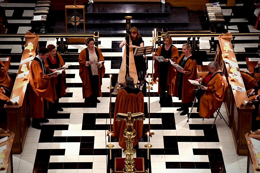 choir sings Britten's Ceremony of Carols each Advent