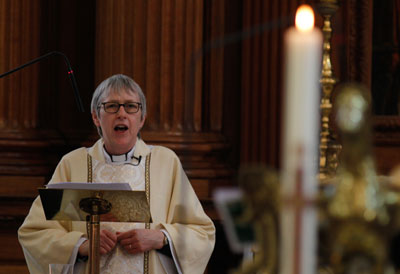 Rector Canon Alison Joyce preaching