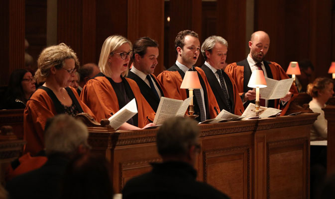 Cantoris Choir singing at evening service n St Bride's