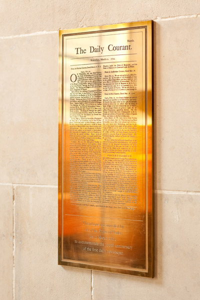 brass plaque commemorating the Daily Courant