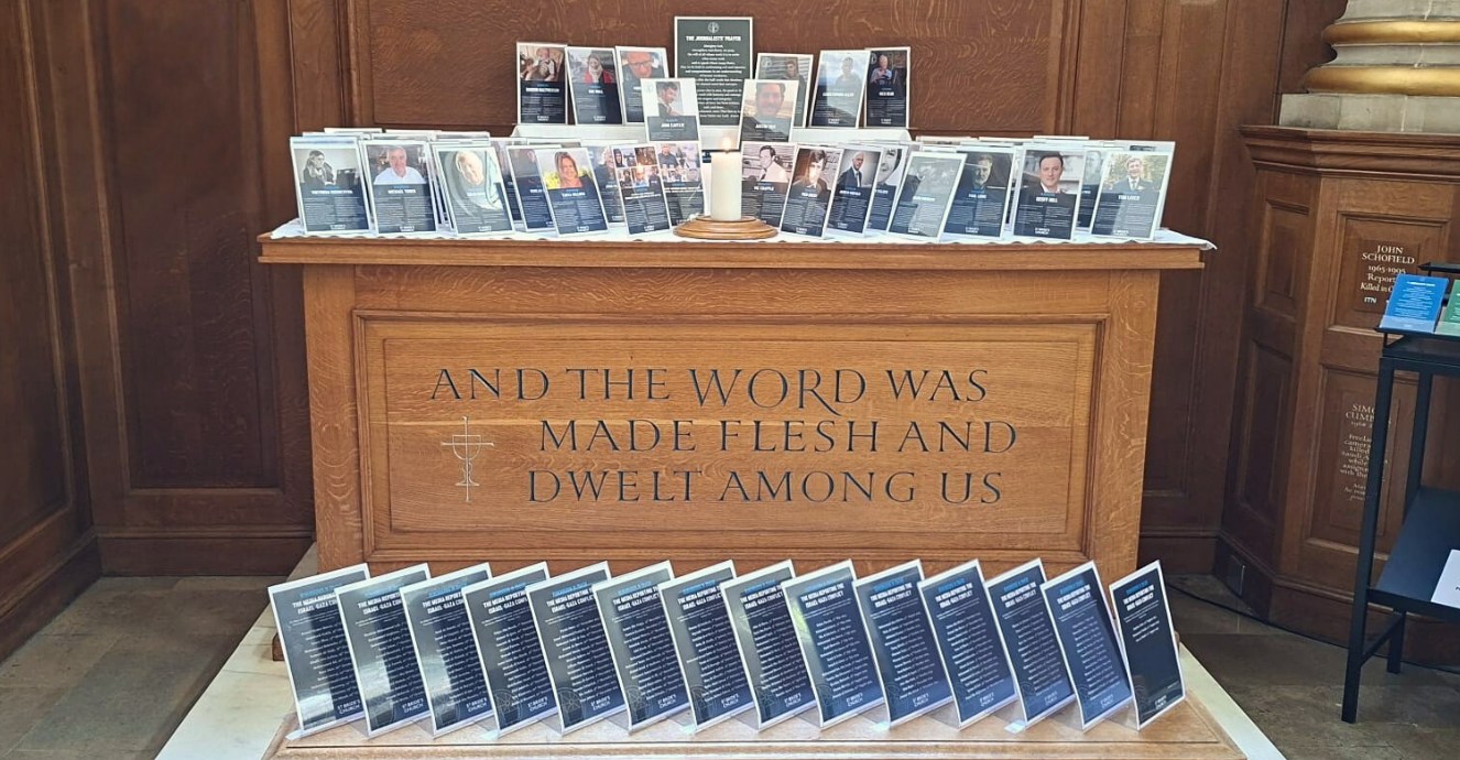 Journalists' Altar in the North Aisle of St Bride's Church, Fleet Street, London